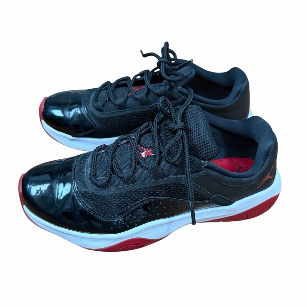 Nike Air Jordan 11 CMFT Low "Bred" sneakers in black patent leather 9